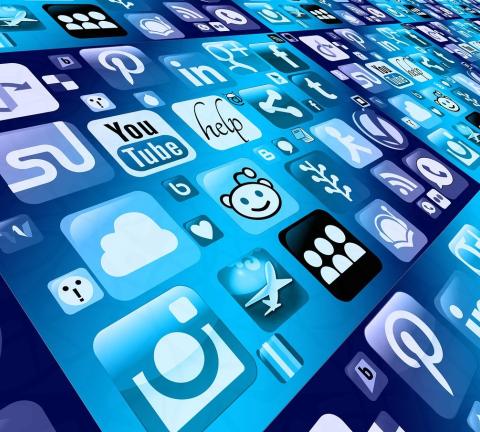 Intelligence-Economique_donnees-reseaux-sociaux_EGE
