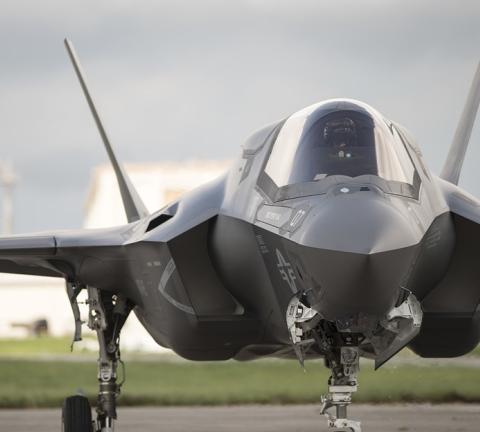  f-35b-2479067_960_720.jpg 