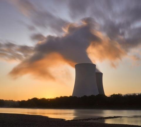 nuclear-power-plant-4526563_960_720.jpg