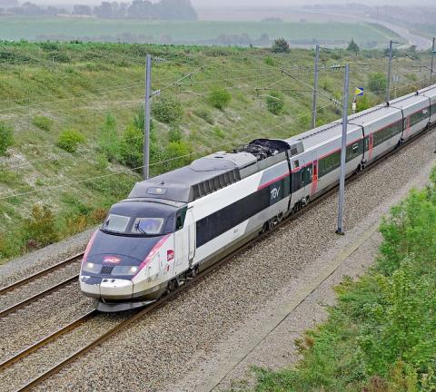 tgv-2719564_960_720.jpg