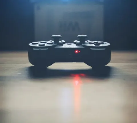  video-controller-336657_960_720.jpg 