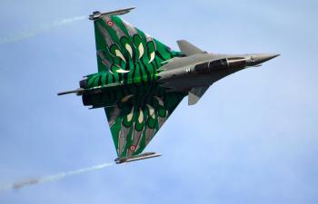 avion rafale en vol exxelia