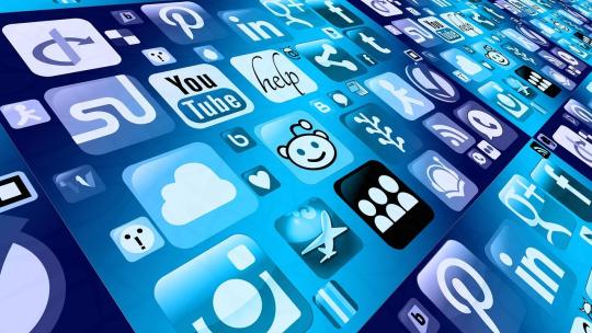 Intelligence-Economique_donnees-reseaux-sociaux_EGE