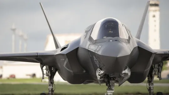 f-35b-2479067_960_720.jpg
