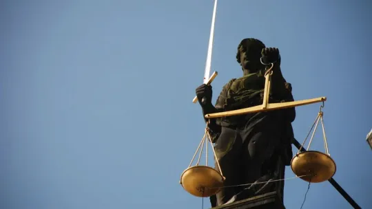 lady-justice-677945_960_720.jpg