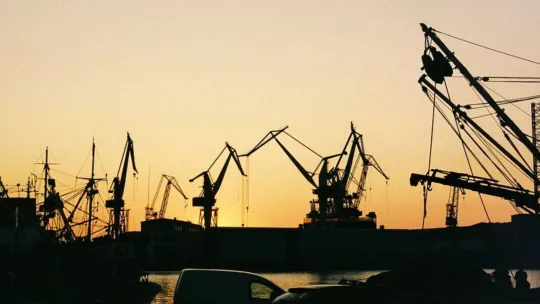 shipyard-3415633_960_720.jpg (